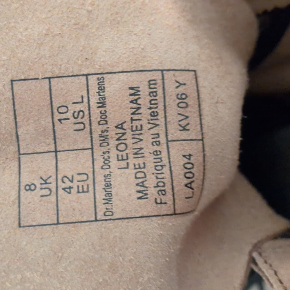 Dr Martens Leona Combat Boots In Saddle Tan Farrier Leather Sz 10 Like New W/Box - Picture 13 of 15